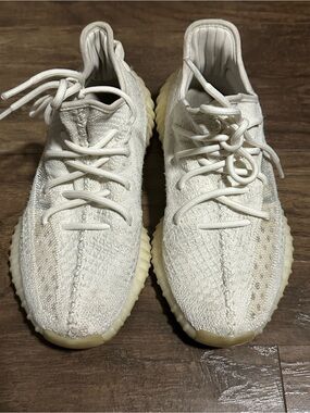 Yeezy Boost 350 V2 Cream/Bone Sneakers